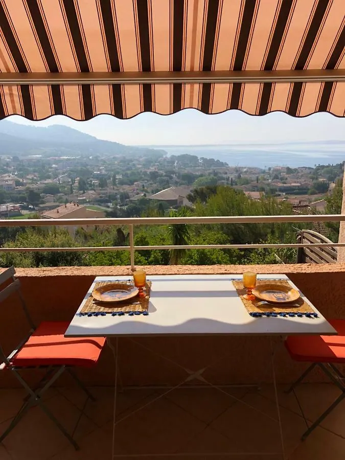 *** Beau T2 De 50 M2, Grande Terrasse Vue Mer, A 500M De La Plage Apartment Carqueiranne